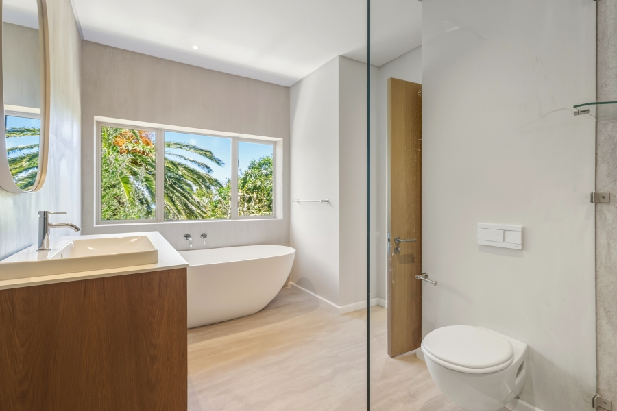 5 Bedroom Property for Sale in Camps Bay Western Cape